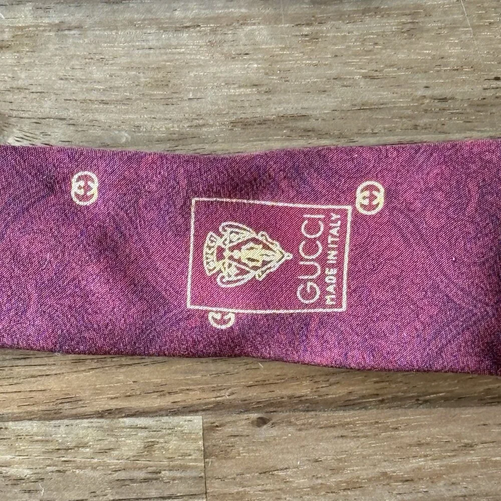 Vintage GUCCI Necktie GG Logo Silk Made In Italy Old Money Quiet Luxury Occasion